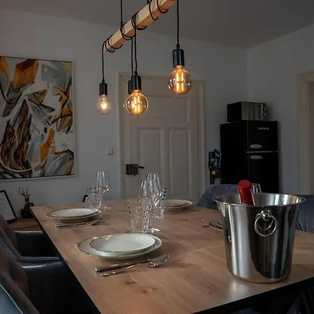 Liboria: Stylische Altstadtwohnung * Ratisbona