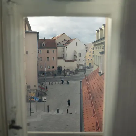 Liboria: Stylische Altstadtwohnung ريغنسبورغ