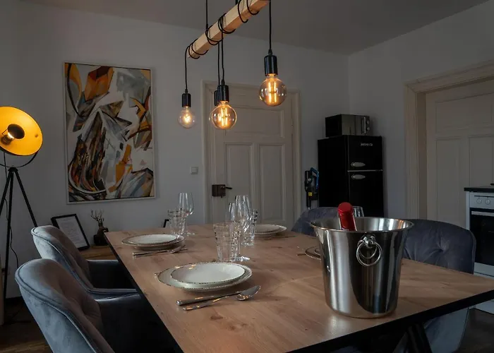 Liboria: Stylische Altstadtwohnung * ريغنسبورغ