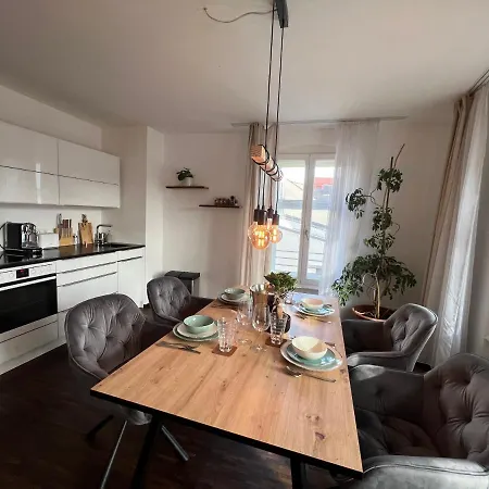 Liboria: Stylische Altstadtwohnung Apartmán *