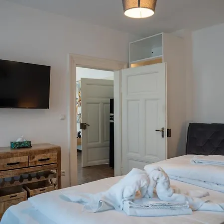 Apartment Liboria: Stylische Altstadtwohnung *